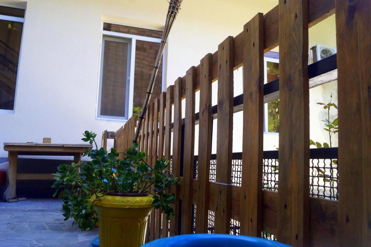 Arteast Hostel Erivan Dış mekan fotoğraf