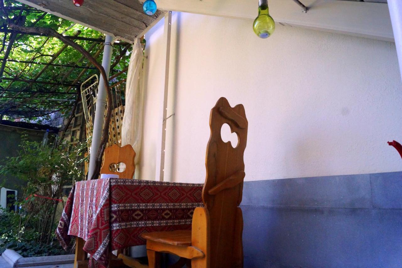 Arteast Hostel Erivan Dış mekan fotoğraf