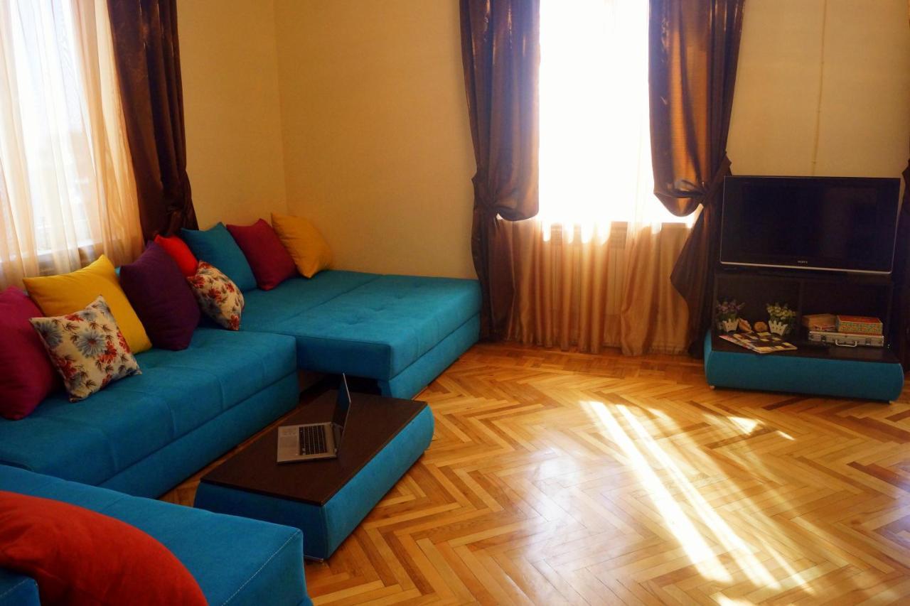 Arteast Hostel Erivan Dış mekan fotoğraf