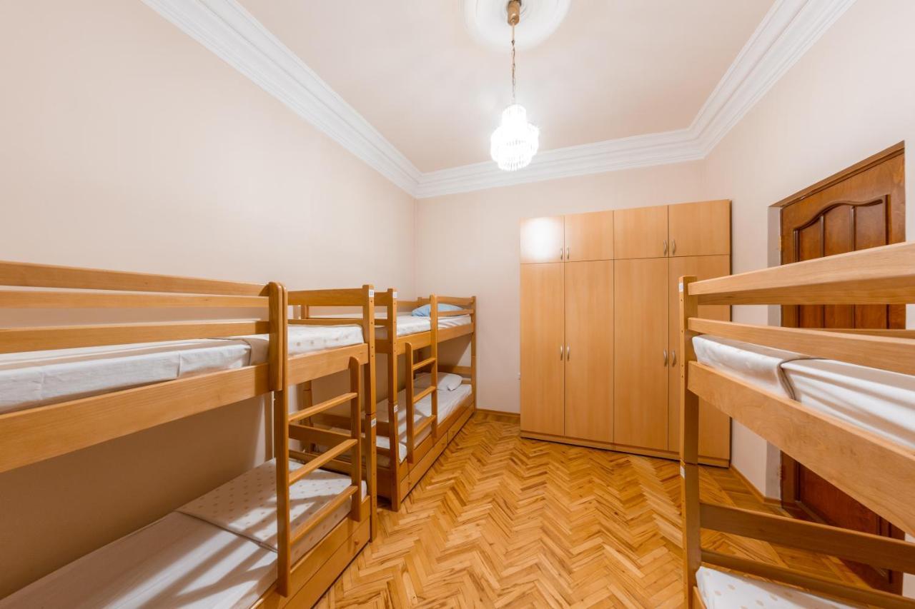 Arteast Hostel Erivan Dış mekan fotoğraf